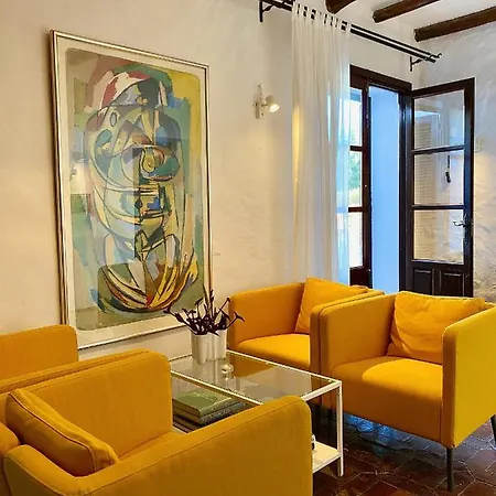 El Molino Hotel