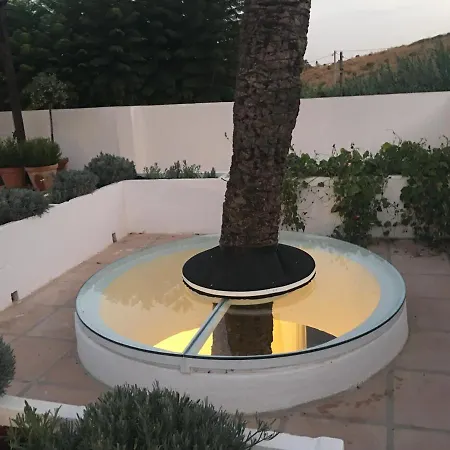 El Molino Hotel *