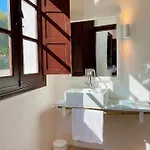 El Molino Hotel *