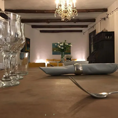 El Molino Hotel *